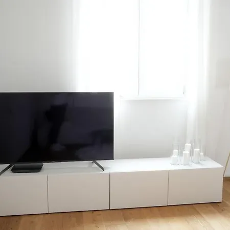 公寓 Design Im Zentrum Von 科布倫茨