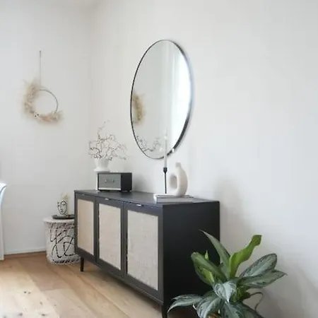 公寓 Design Im Zentrum Von 科布倫茨