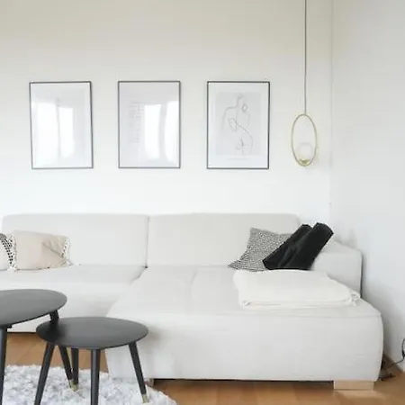 公寓 Design Im Zentrum Von 科布倫茨